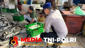 Sambang Nelayan dan Warga, Satpolairud Polres Seruyan Patroli Dialogis di Pesisir DAS Seruyan