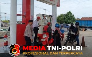 POLSEK BAAMANG GELAR PATROLI PREVENTIF HUMANITY STRAIGHT DI SEJUMLAH SPBU CIPTAKAN SITUASI AMAN DAN TERTIB