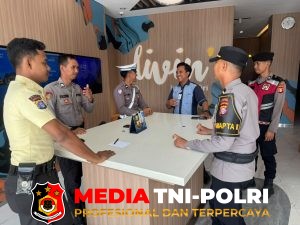 Patroli Objek Vital Pamapta II Polres Seruyan Sambang Bank BNI dan Bank Mandiri