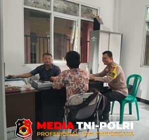 Jaga Jakarta Jaga Bekasi: Bhabinkamtibmas Sambang Warga Desa Nagasari, Sampaikan Pesan Kamtibmas