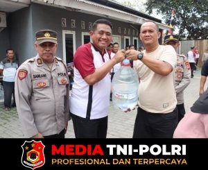 Polresta Tangerang Distribusikan Bantuan Air Bersih ke Warga Sentul Balaraja