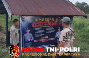 Polsek Hanau dan BPD Parang Batang Pasang Spanduk Imbauan Karhutla