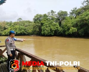 Mitigasi Bencana Banjir, Polsek Seruyan Hulu Rutin Monitoring Debit Air DAS Seruyan
