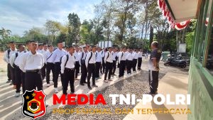 70 Calon Siswa Bintara PK TNI AD Dilepas Kodim 1015/Sampit untuk Seleksi Lanjutan