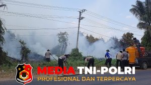 DSDABMBKPRKP Kotim Keruk Sejumlah Parit untuk Dukung Penanganan Karhutla