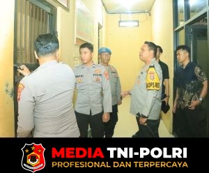 Kapolres Tulang Bawang Barat Cek Ruang Tahanan, Tekankan Jaga Kebersihan dan Kesehatan