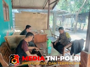 Jaga Bekasi On The Spot, Bhabinkamtibmas Ciledug Sambangi Tokoh Masyarakat dan Ajak Perkuat Kamtibmas