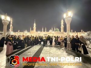 60 Jamaah Umroh PT Arza Jaya Wisata Kunjungi Sejumlah Destinasi Bersejarah