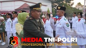 Dandim 1015/Sampit Hadiri Upacara Penurunan Bendera HUT ke-81 Kemerdekaan Republik Indonesia Tahun 2026
