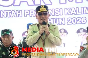 Kapolres Kotim Bersama Forkopimda Sambut Kedatangan Pejabat Utama Kalimantan Tengah Tinjau Pasar Murah Sekaligus Lepas Pendistribusian Air Bersih
