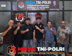Tiga Kabiro MediaTNI-Polri Kalteng Kunjungi Kantor Perwakilan Kalteng di Sampit