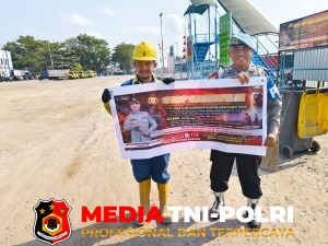 Bahaya Karhutla Terus Mengancam Wilayah Kotim, Polsek KP. Mentaya Berikan Himbauan Kepada Pekerja Pelabuhan
