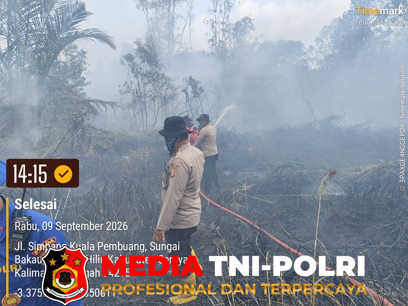 Sinergi Lintas - Sinergi Lintas Instansi Padamkan Titik Api di Desa Sungai Bakau