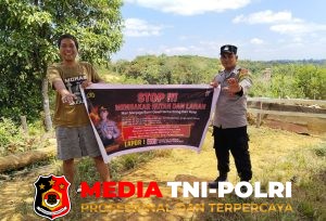 Bhabinkamtibmas Tumbang Manjul Gelar Sosialisasi Cegah Karhutla ke Warga