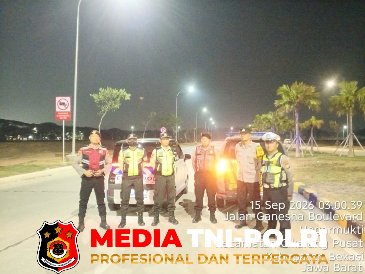Polsek Cikarang - Polsek Cikarang Pusat Gelar Patroli KRYD Dini Hari, Antisipasi Kejahatan Jalanan dan Tawuran