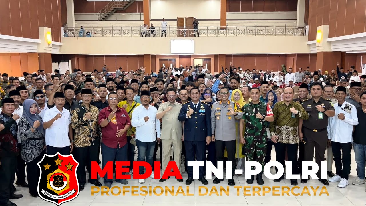 Deklarasi Damai - Hadiri Deklarasi Damai Pilkades 2026, Kapolres Metro Bekasi Ajak Calon Kades Jaga Kondusivitas