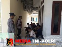Polsek Pebayuran - Polsek Pebayuran Gelar Patroli Dialogis, Serap Informasi Kamtibmas dari Warga