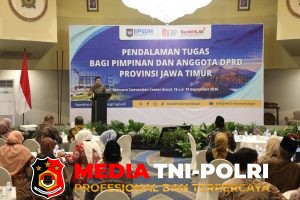 Sekjen Kemendagri Ajak DPRD Jatim Perkuat Pengawasan APBD Berbasis Data