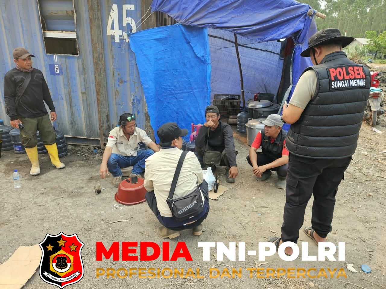 Polres OKI - Polres OKI Perkuat Mitigasi Karhutla, Patroli Udara dan Dropping Air Sasar Desa Karangsia