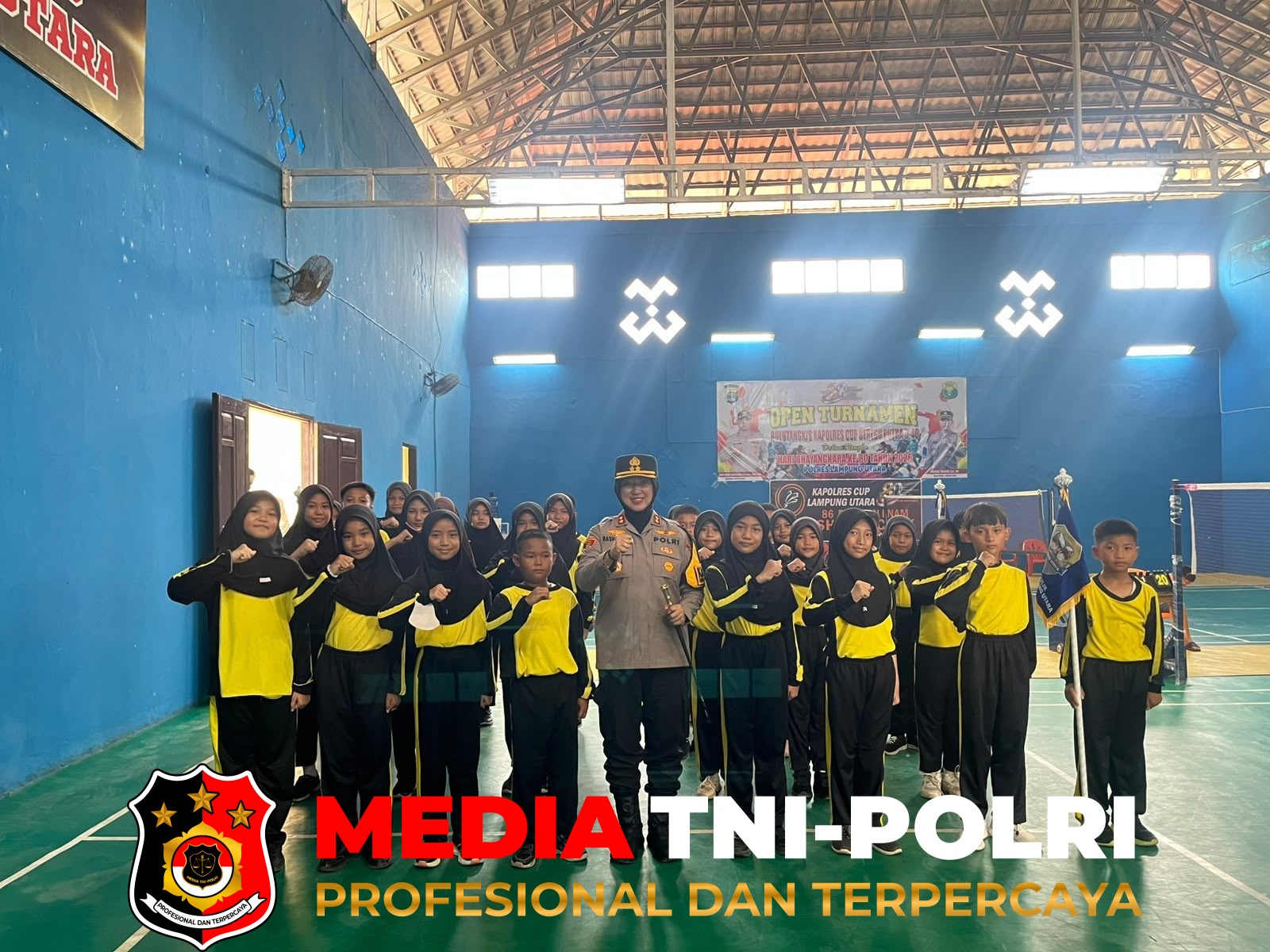 Polda Lampung - Kapolres Lampung Utara Lepas Polisi Cilik Ikuti Perlombaan Tingkat Polda Lampung