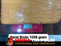 Polda Lampung - Polda Lampung Ungkap Peredaran Ganja 1 Kilogram, Tiga Pria Diamankan