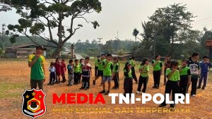 Pendidikan Perbatasan - Dukung Pendidikan Perbatasan, Pos Perumbang Satgas Yonarmed 13/Nanggala Berikan Pelatihan Olahraga bagi Siswa SDN 04 Kekurak