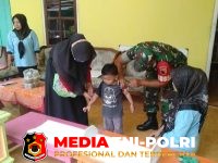 Babinsa - Cegah Stunting Sejak Dini, Babinsa Kelurahan Tlumpu Pendampingi Posyandu Balita