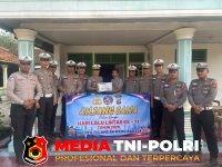 Polres Tulang - Sambut Hari Lalu Lintas ke-71, Polres Tulang Bawang Barat Anjangsana dan Berikan Bantuan untuk Purnawirawan serta Warakawuri