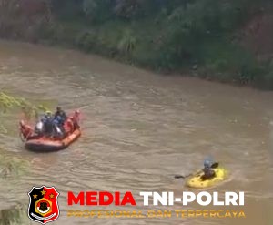 Rudy Susmanto - Rudy Susmanto Turun Langsung Telusuri Sungai Cileungsi, Temukan Limbah Industri Dari 176 Perusahaan, 23 Perusahaan Disorot