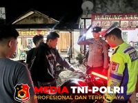 Polres Mesuji - Jaga Keamanan dan Kelancaran, Kompi III Polres Mesuji Laksanakan Patroli dan KRYD di Jalan Lintas Timur serta Alun-Alun Simpang Pematang