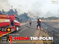 Polres Seruyan - Tim Satgas Karhutla Polres Seruyan Gerak Cepat Padamkan Kebakaran Lahan di Kartika Bakti