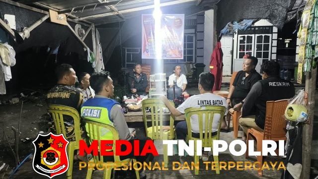 Polres Seruyan - Jaga Kamtibmas Malam Hari, Pamapta II Polres Seruyan Sambangi Warga dan Objek Vital