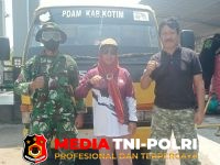 Komunitas Peduli - Komunitas Peduli Kotawaringin Timur Salurkan Bantuan Air Bersih ke Kecamatan Mentaya Hilir Selatan, Camat: Sangat Membantu Warga