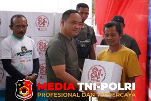 Wujud Nyata Kemanunggalan, Kodim 0808/Blitar Gelar Bakti Sosial Dan Baksoskes Serentak Sambut HUT Ke-81 TNI