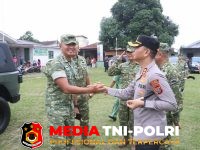 Tingkatkan Sinergitas - Tingkatkan Sinergitas TNI-Polri, Kapolres Simalungun Hadiri Bazar Murah Peringatan HUT TNI Ke-81 di Rambung Merah