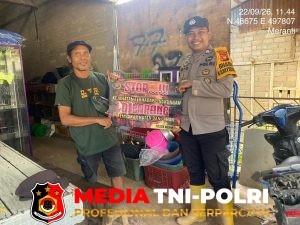 Polisi Hadir di Tengah Warga, Pesan “STOP KARHUTLA” Disampaikan Saat Patroli Siang