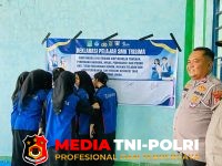 Polisi Bapak - Polisi Bapak Asuh Sambangi SMA Terpadu Pelita Harapan Bangsa, Ingatkan Pelajar Fokus Belajar