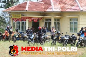 Kapolres Tanggamus Tinjau Penanaman Kedua Bawang Putih di Pekon Ngarip dan Ngobarmas di Sukamaju