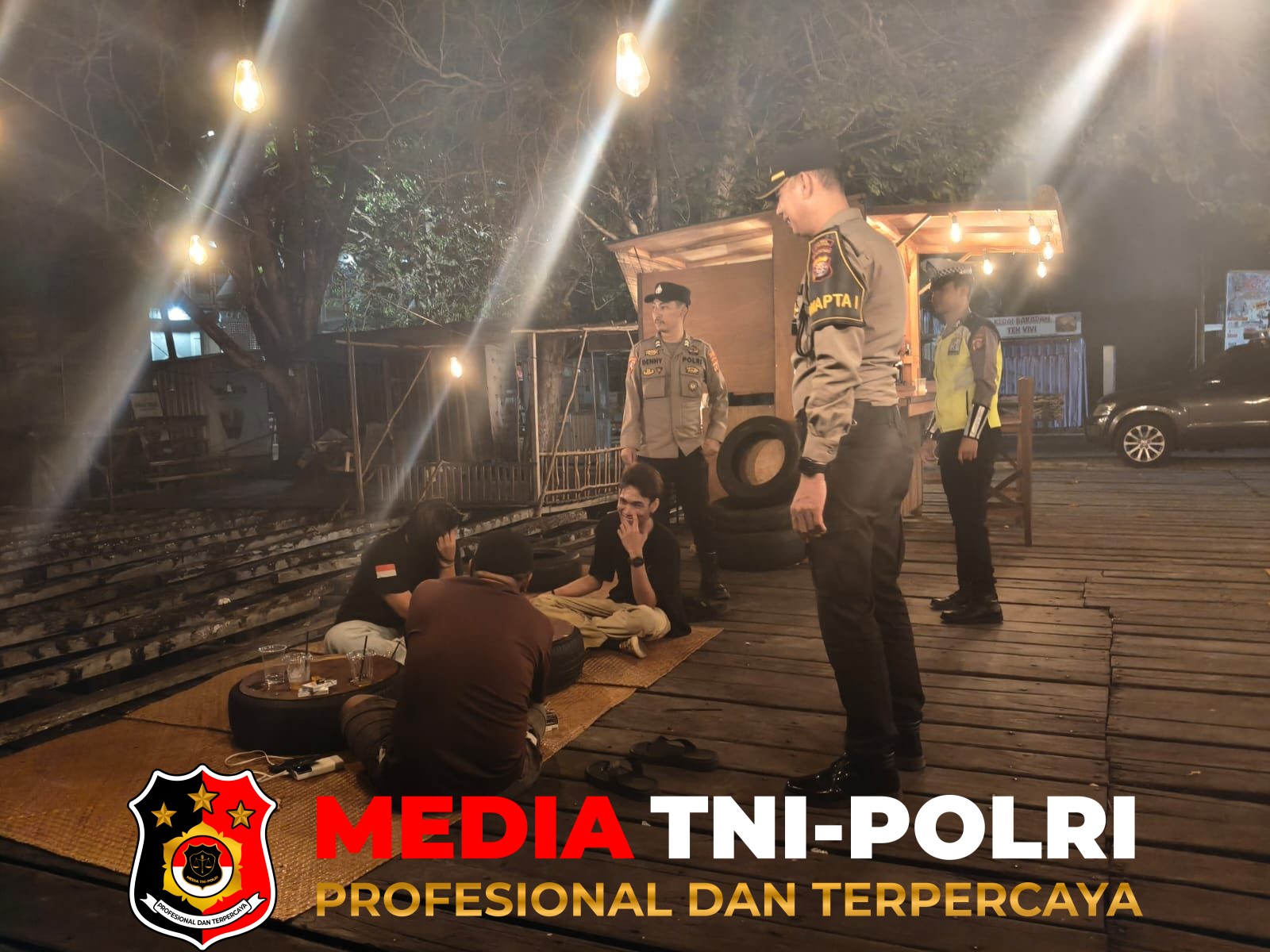 Polres Seruyan - Jaga Kota Tetap Kondusif, Polres Seruyan Gelar Patroli Malam Sisir Objek Vital dan Pos Kamling