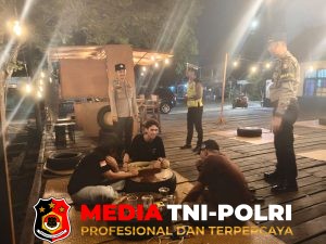 Jaga Kota Tetap Kondusif, Polres Seruyan Gelar Patroli Malam Sisir Objek Vital dan Pos Kamling
