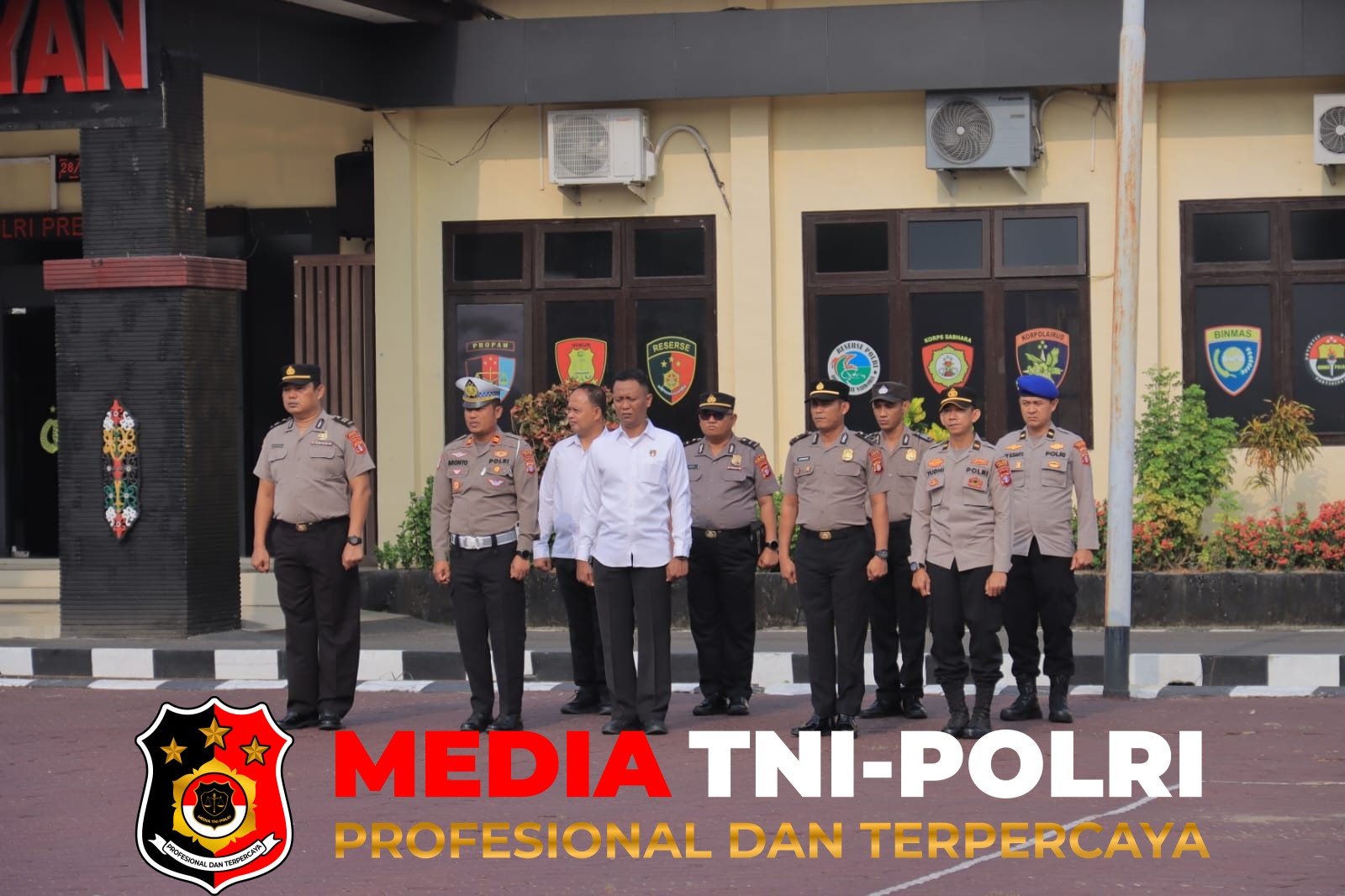 Pimpin Jam - Pimpin Apel Jam Pimpinan, Wakapolres Seruyan Tekankan Kesehatan Personel