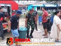 Kodim 0420/Sarko - Kodim 0420/Sarko Turun Langsung Salurkan Air Bersih, Wujud Nyata Kepedulian TNI AD kepada Masyarakat