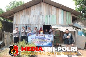 Polres Lampung - Sambut Hari Jadi Propam Polri ke-24, Sipropam Polres Lampung Utara Salurkan Bansos kepada Warga