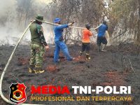 Kodim 1015/Sampit - Personel Kodim 1015/Sampit Gencarkan Pembasahan Pasca Karhutla