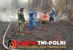 Personel Kodim 1015/Sampit Gencarkan Pembasahan Pasca Karhutla