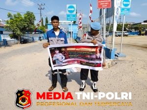 Bahaya Karhutla Terus Mengancam Wilayah Kotim, Polsek KP. Mentaya Berikan Himbauan Kepada Pekerja Pelabuhan