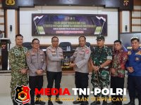 Polres Kotim - FGD Strategi Mitigasi Karhutla Berbasis Masyarakat Digelar di Polres Kotim Oleh Pokjar XI Sespimmen Dikrek Ke 67