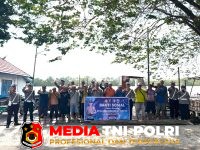Polres Seruyan - Wujud Kepedulian, Satlantas Polres Seruyan Bagikan Bansos untuk Komunitas Becak Motor di HUT Lalu Lintas Bhayangkara ke-71