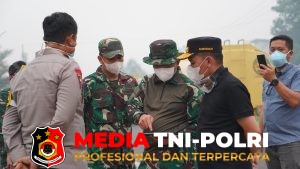 Pangdam, Gubernur, dan Kapolda Kalteng Tinjau Langsung Lokasi Karhutla di Palangka Raya