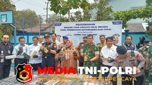 Bea Cukai Sampit Musnahkan 799.440 Batang Rokok dan 4.200 Liter Miras Ilegal